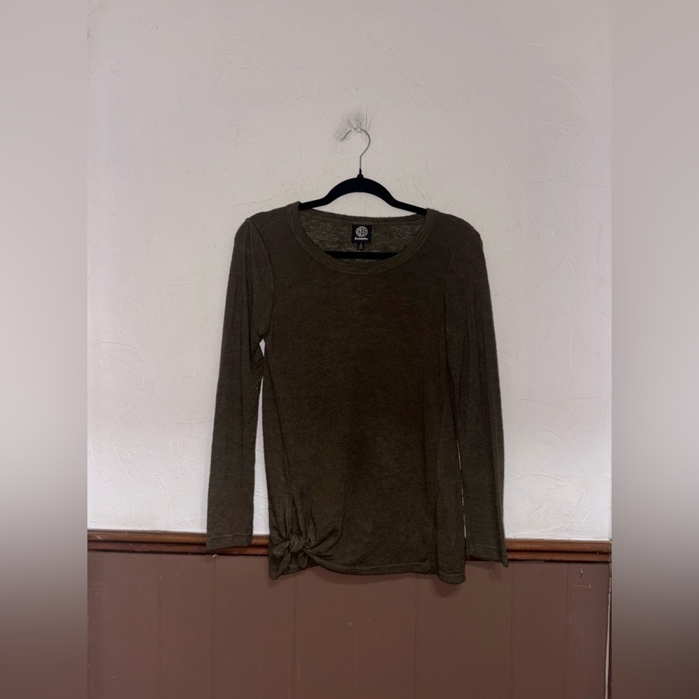 Bobeau | Green Side Knot Longsleeve
